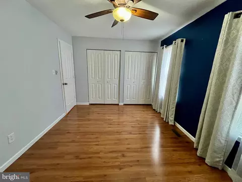 650 Kittendale Cir, Middle River, MD 21220 photo 14
