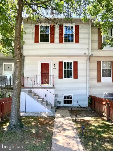 650 Kittendale Cir, Middle River, MD 21220