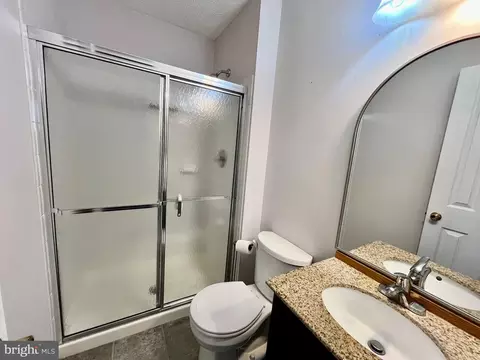 650 Kittendale Cir, Middle River, MD 21220 photo 15