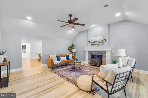 11211 Thompson Ave, Reisterstown, MD 21136