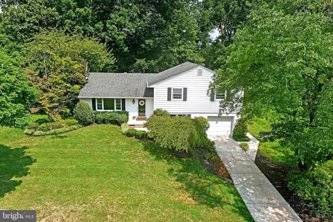 208 E Ridgely Rd, Lutherville Timonium, MD 21093