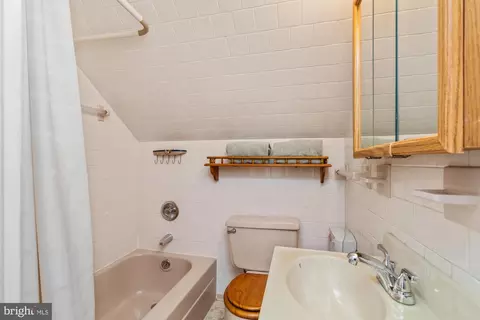 4118 Baker Ln, Nottingham, MD 21236 photo 28