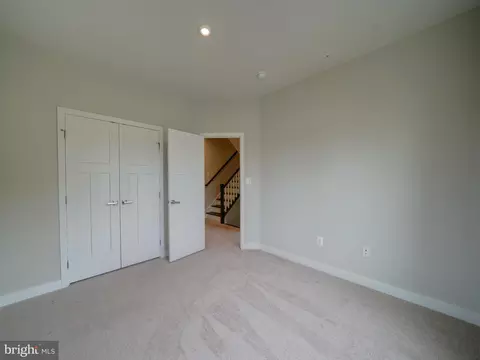 Bedroom - 3042 Shaws Rd, Sparrows Point, MD 21219 photo 11 of 20