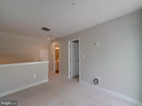 Bedroom - 3042 Shaws Rd, Sparrows Point, MD 21219 photo 15 of 20