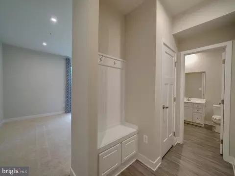 Entry Way - 3042 Shaws Rd, Sparrows Point, MD 21219 photo 13 of 13