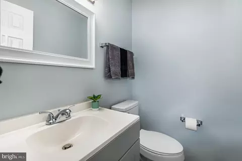 825 Corktree Rd #825, Middle River, MD 21220 photo 12