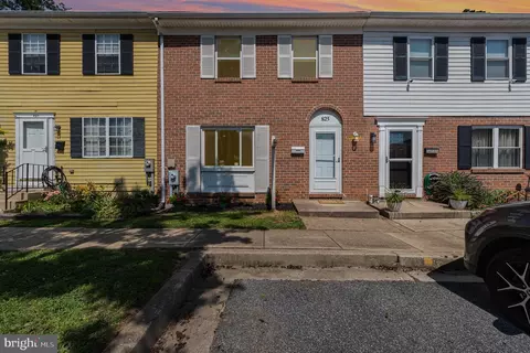 825 Corktree Rd #825, Middle River, MD 21220
