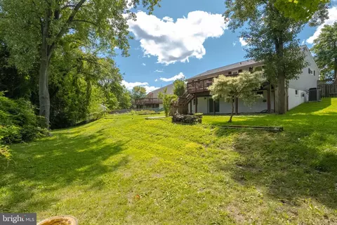 Exterior - 8626 David Ave, Parkville, MD 21234 photo 9 of 10