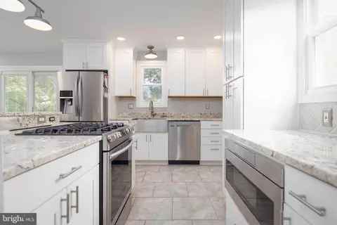 Kitchen - 8626 David Ave, Parkville, MD 21234 photo 1 of 4