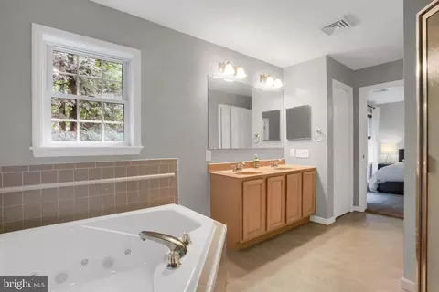 10395 Bird River Rd, Middle River, MD 21220 photo 28