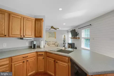 10395 Bird River Rd, Middle River, MD 21220 photo 13