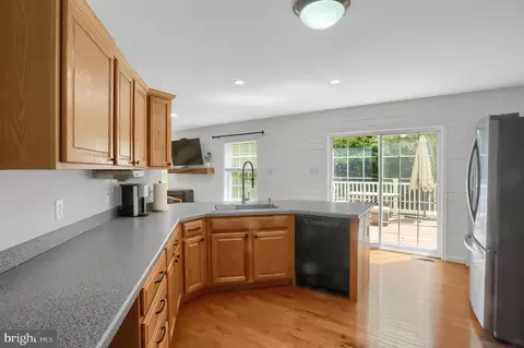 10395 Bird River Rd, Middle River, MD 21220 photo 12