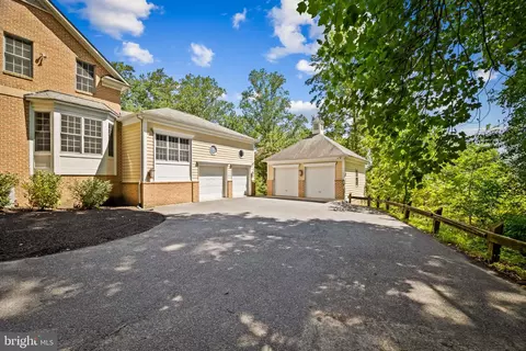 Exterior - 12829 Stone Eagle Rd, Phoenix, MD 21131 photo 8 of 9