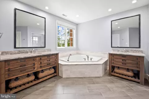 Bath - 12829 Stone Eagle Rd, Phoenix, MD 21131 photo 1 of 4