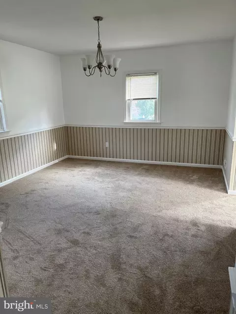 1717 S S Rolling Rd, Halethorpe, MD 21227 photo 6