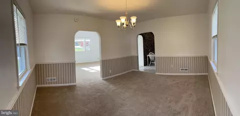 1717 S S Rolling Rd, Halethorpe, MD 21227 photo 4