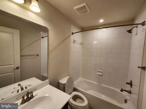 Bath - 927 Long Manor Dr, Middle River, MD 21220 photo 8 of 8