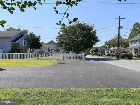Exterior - 7345 Waldman Ave, Sparrows Point, MD 21219 photo 6 of 18