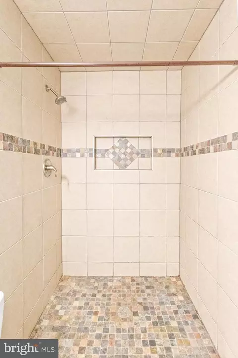Bath - 7345 Waldman Ave, Sparrows Point, MD 21219 photo 3 of 4