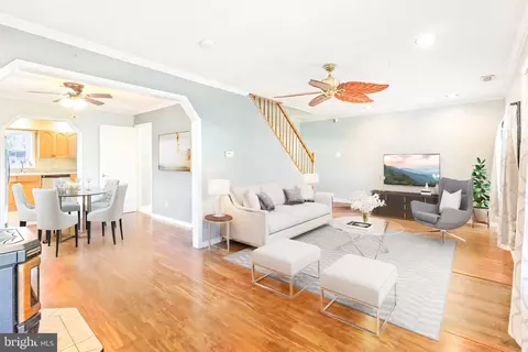 Living - 7345 Waldman Ave, Sparrows Point, MD 21219 photo 2 of 2