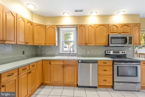 Kitchen - 7345 Waldman Ave, Sparrows Point, MD 21219 photo 2 of 3