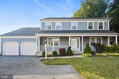 5 Strawhill Ct, Owings Mills, MD 21117