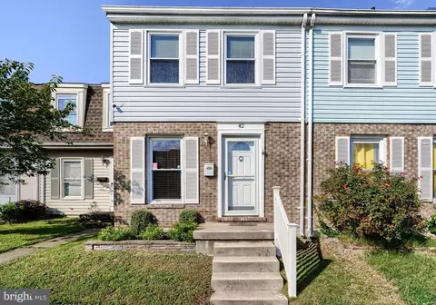 42 Lerner Ct #31H, Nottingham, MD 21236