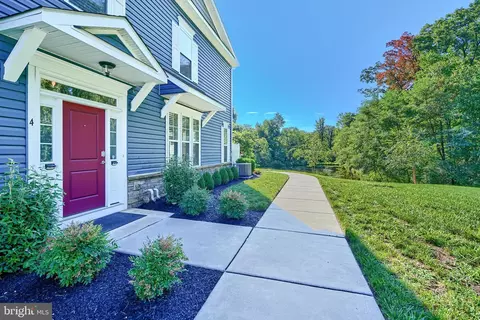 1801 Kathryns Ct #4, Essex, MD 21221