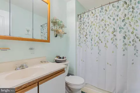 6864 Ebenezer Rd, Middle River, MD 21220 photo 14