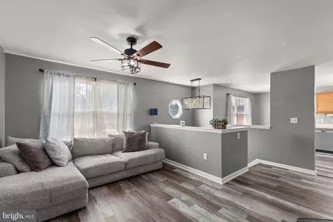 2808 Virginia Ave, Halethorpe, MD 21227 photo 4