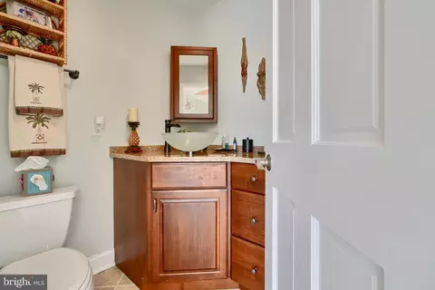 Bath - 9 Marmaduke Ct, Baldwin, MD 21013 photo 6 of 7