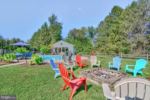 Exterior - 9 Marmaduke Ct, Baldwin, MD 21013 photo 16 of 23