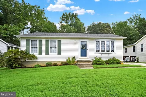 12150 Buttonwood Ln, Middle River, MD 21220