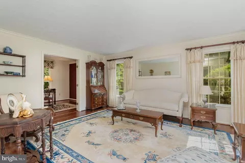 1220 Brookview Rd, Towson, MD 21286 photo 8
