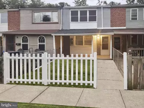 319 Bigley Ave, Halethorpe, MD 21227