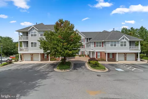 42 Hawk Rise Ln #202, Owings Mills, MD 21117