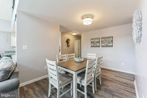 Dining - 3650 Galloway, Middle River, MD 21220 photo 1 of 2