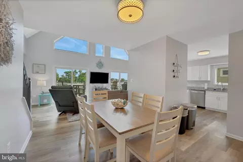 Dining - 3650 Galloway, Middle River, MD 21220 photo 2 of 2