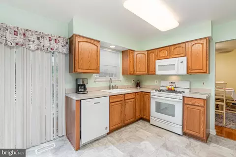 2325 Ruth Ave, Sparrows Point, MD 21219 photo 6