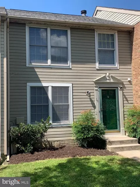 28 Hunt Cup Cir, Owings Mills, MD 21117