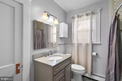 Bath - 1325 Stevens Ave, Halethorpe, MD 21227 photo 1 of 4