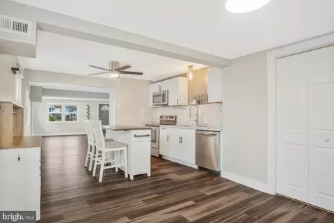 30 Blister St, Middle River, MD 21220 photo 11