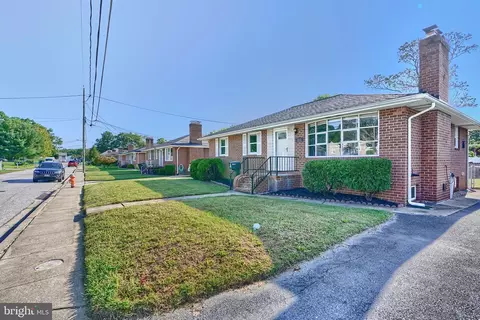 707 Clover Ave, Essex, MD 21221