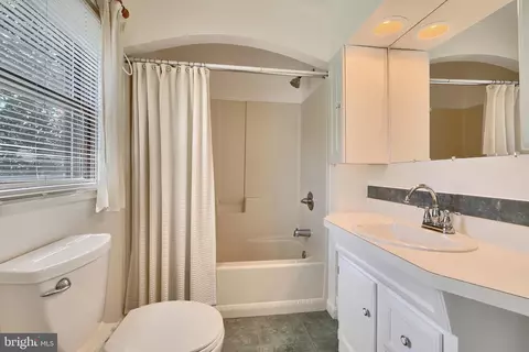 6917 Gunder Ave, Middle River, MD 21220 photo 34