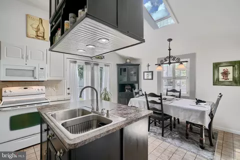 6917 Gunder Ave, Middle River, MD 21220 photo 16