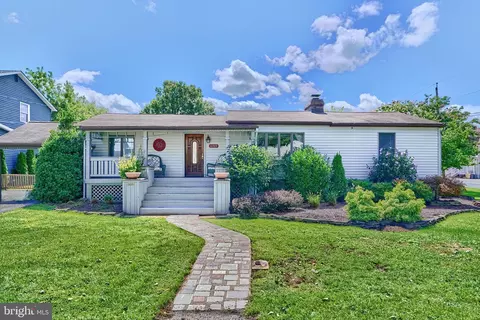 6917 Gunder Ave, Middle River, MD 21220 photo 2