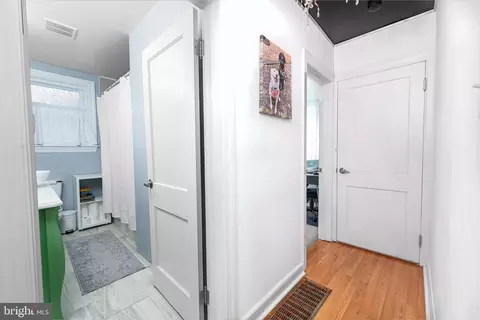 209 H 1st Ave, Halethorpe, MD 21227 photo 6