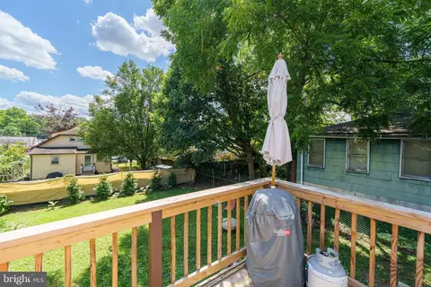 209 H 1st Ave, Halethorpe, MD 21227 photo 21