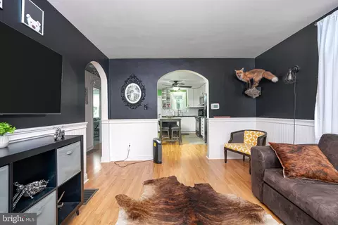 209 H 1st Ave, Halethorpe, MD 21227 photo 3