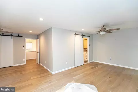 Entry Way - 3 Beech Leaf Ct #29, Towson, MD 21286 photo 9 of 10